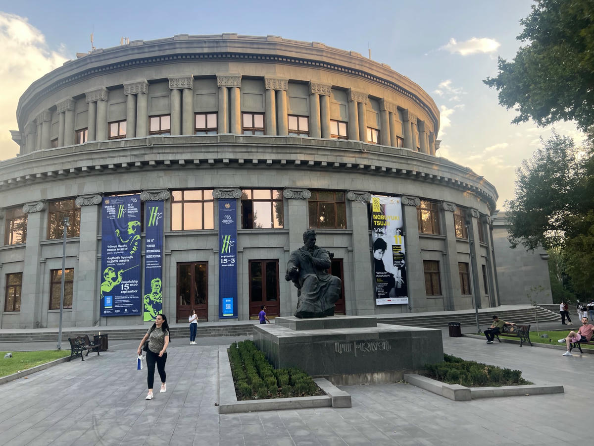 Երեւանեան տպաւորութիւններ